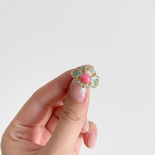 Sterling silver enamel ring with gourd motif symbolizing blessings and good fortune — refined enamel artistry for daily wear.
