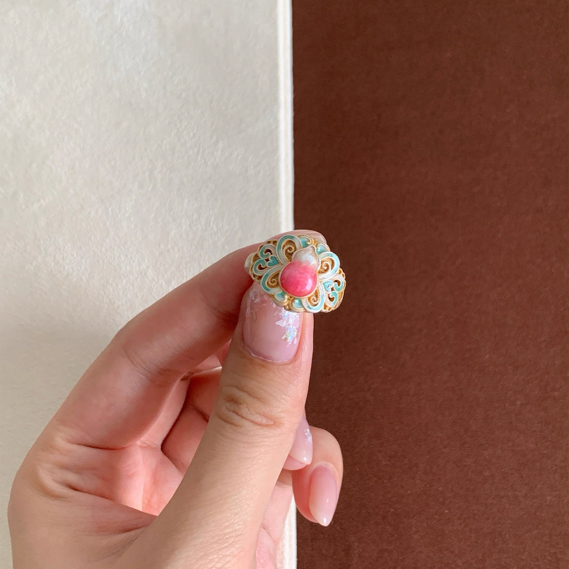 Sterling silver enamel ring with gourd motif symbolizing blessings and good fortune — refined enamel artistry for daily wear.
