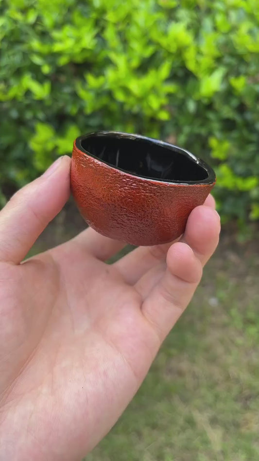 Orange-Peel-Base Lacquer Mini Cup | Gold Lacquer Accents | Frosted Anti-Slip Base