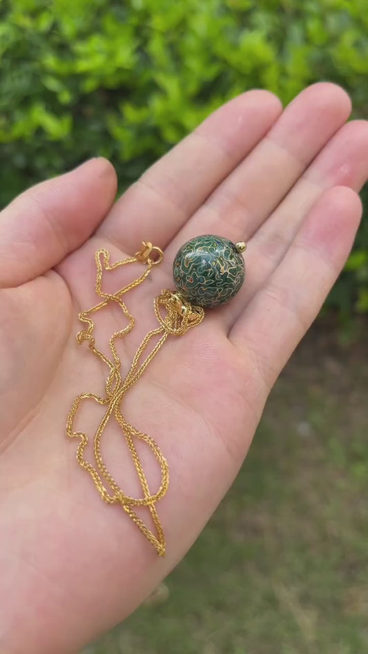 Xipi Lacquer Bead Necklace with Opal Inlay | 18.5mm Pendant, Lightweight & Versatile